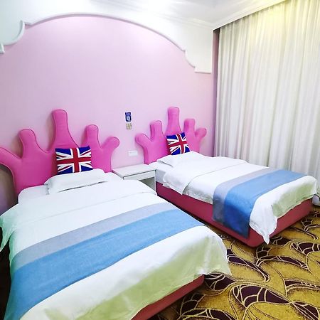 Emeishan Moon Bay Hotel Экстерьер фото