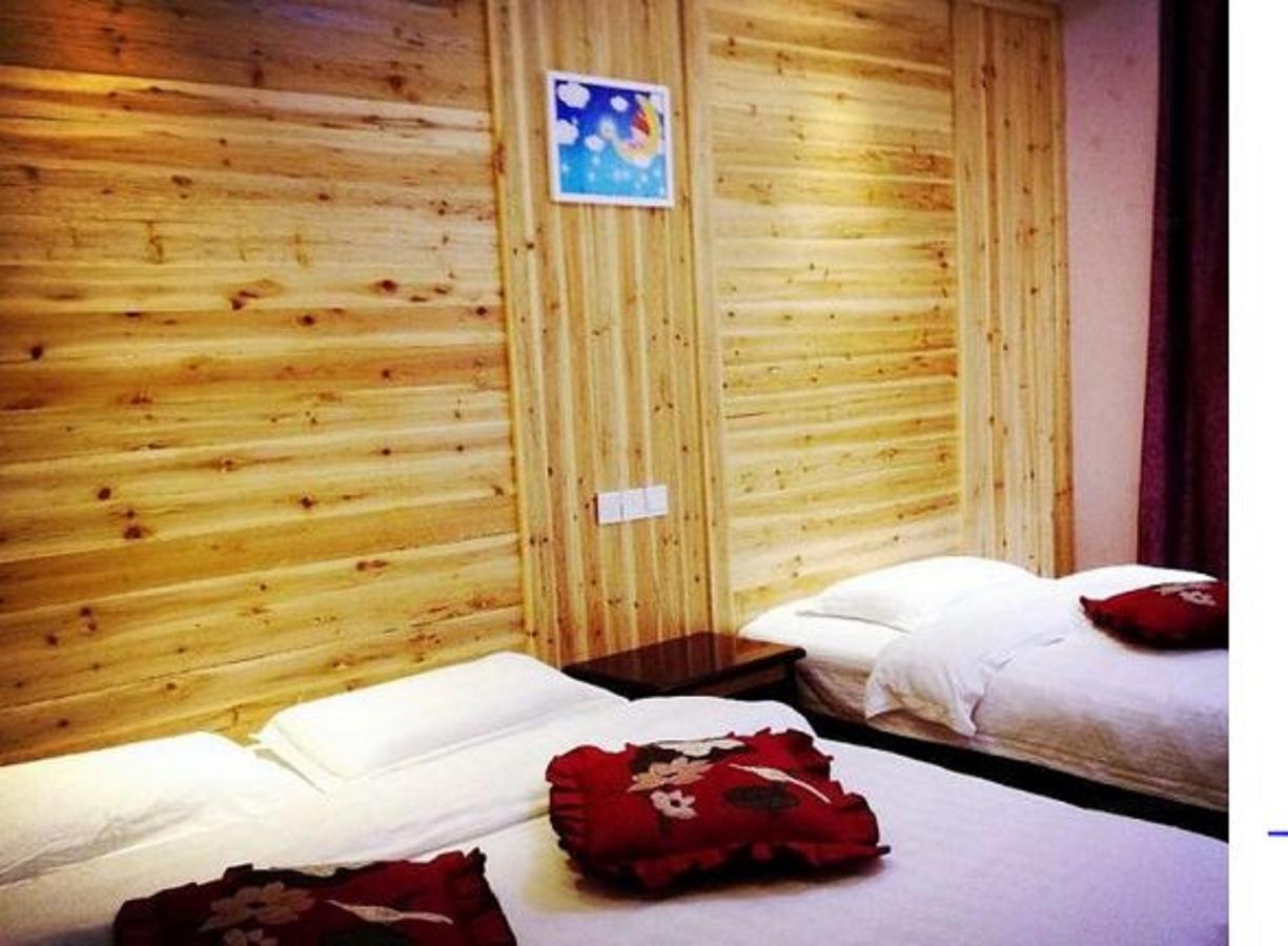 Emeishan Moon Bay Hotel Экстерьер фото