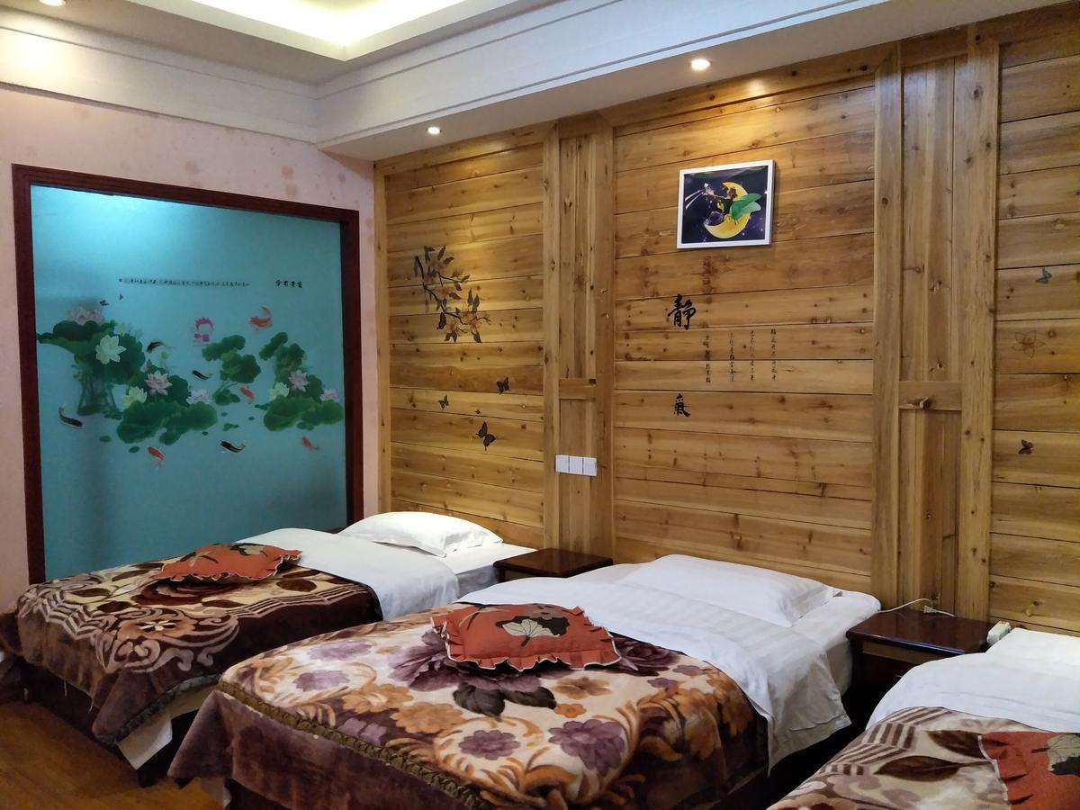 Emeishan Moon Bay Hotel Экстерьер фото