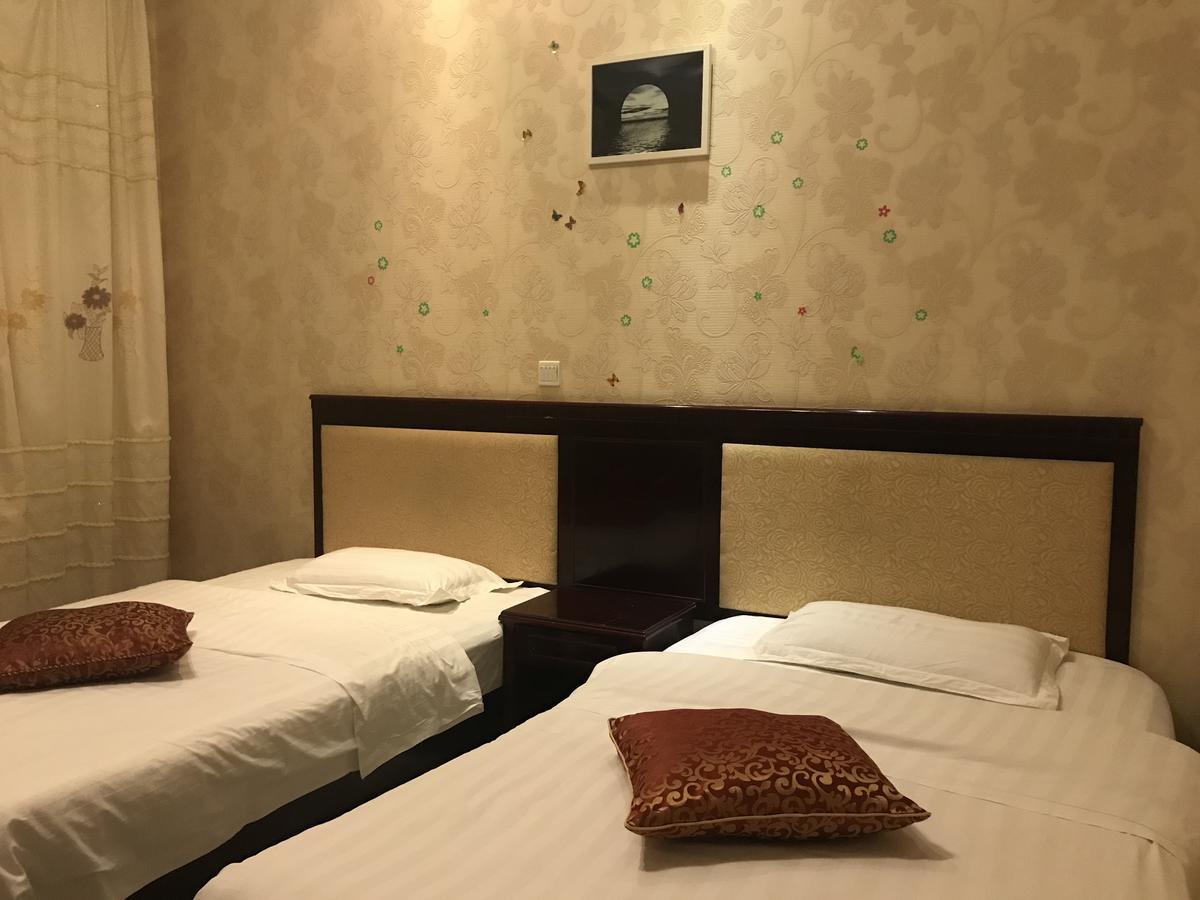 Emeishan Moon Bay Hotel Экстерьер фото